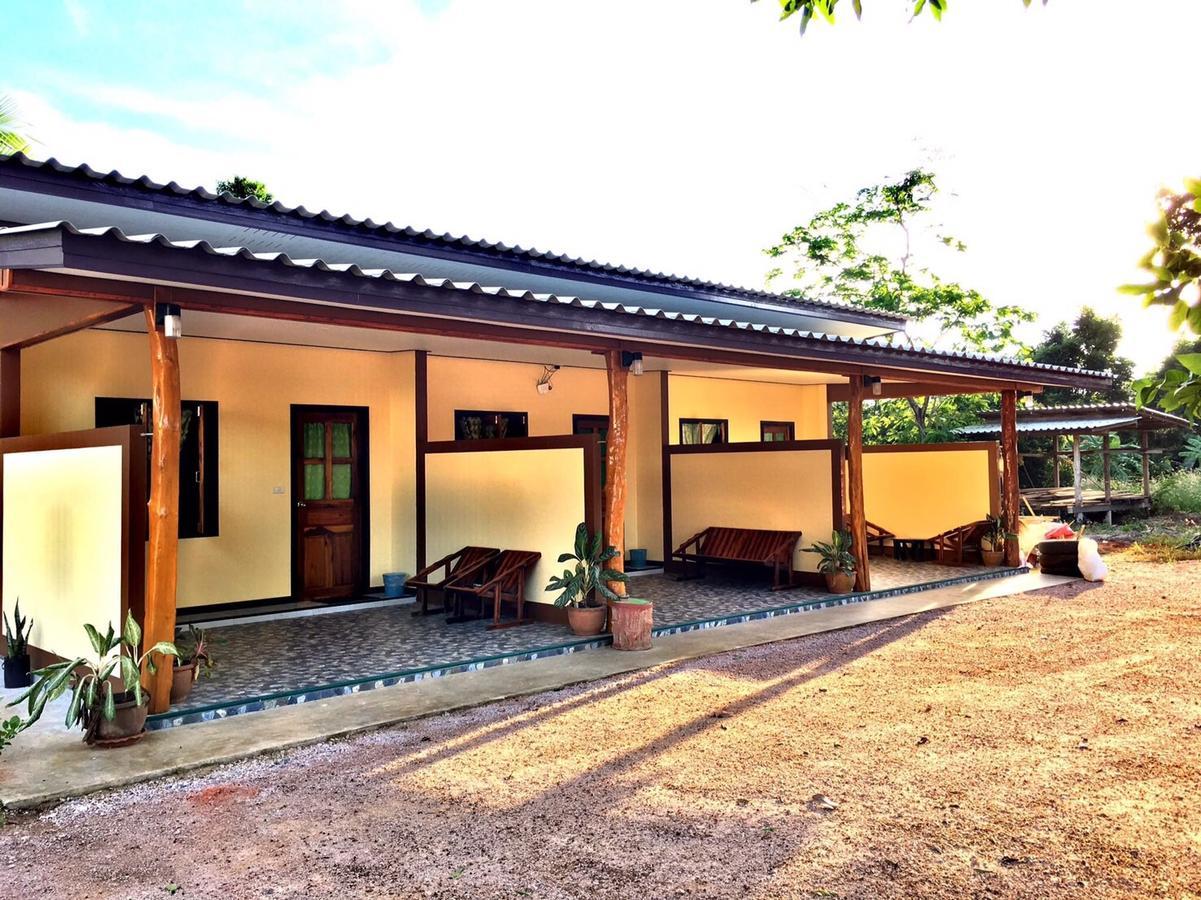 Baansuan Resort Don Sak Exterior foto