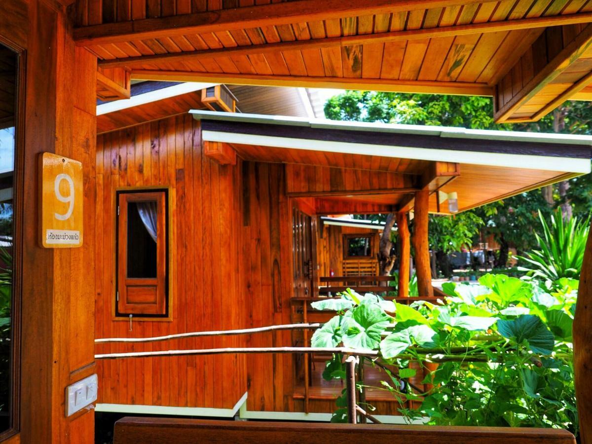 Baansuan Resort Don Sak Exterior foto