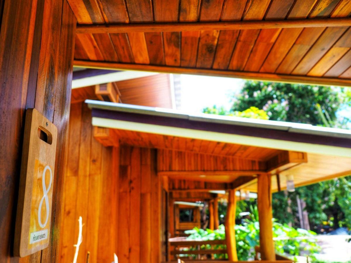 Baansuan Resort Don Sak Exterior foto